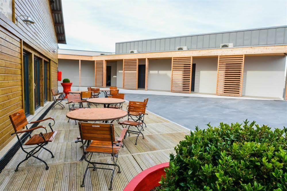 Cit'Hotel Le Relais Du Boisniard Chambretaud Esterno foto